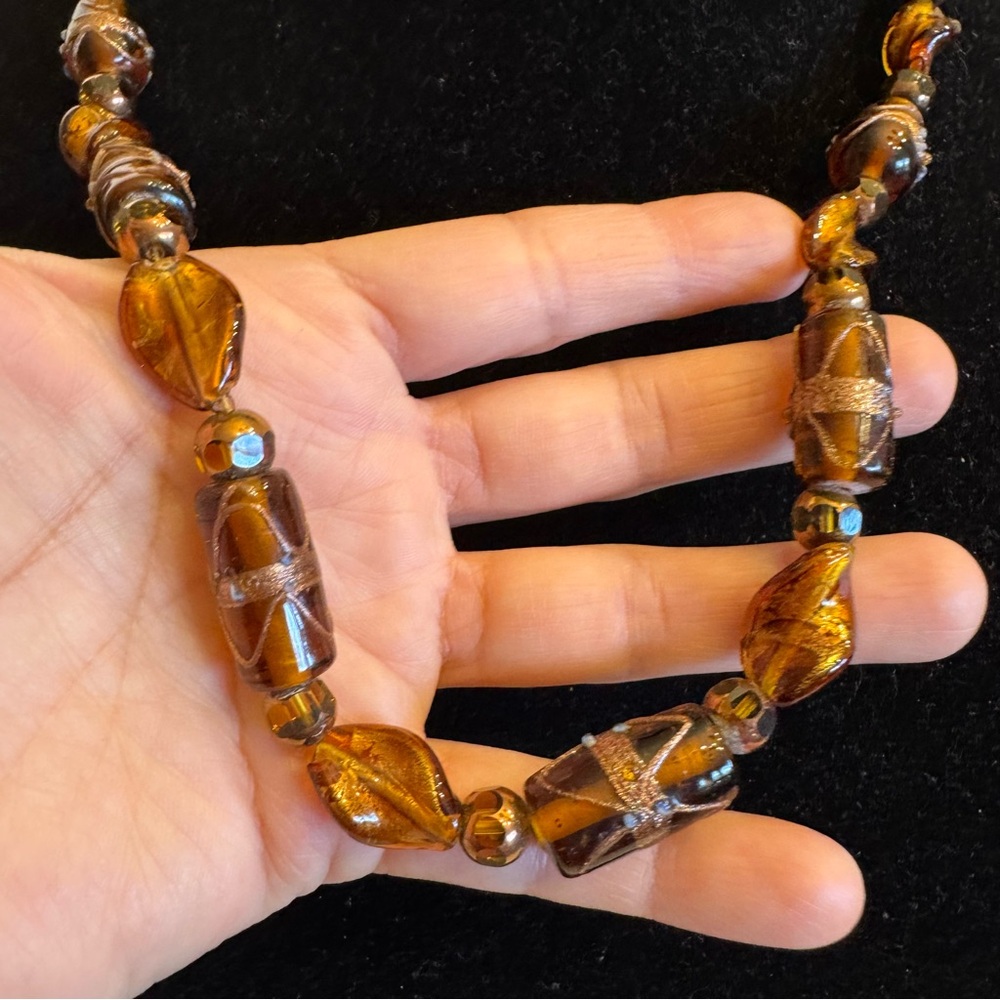 Vintage Brown Amber Color Gold Foil Lampwork Handmade Art Glass Beaded Necklace